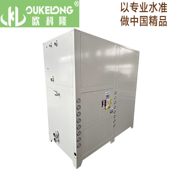 40匹水冷箱式冷水機（8機頭）